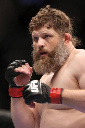 Big Country Roy Nelson MMA fighter.
